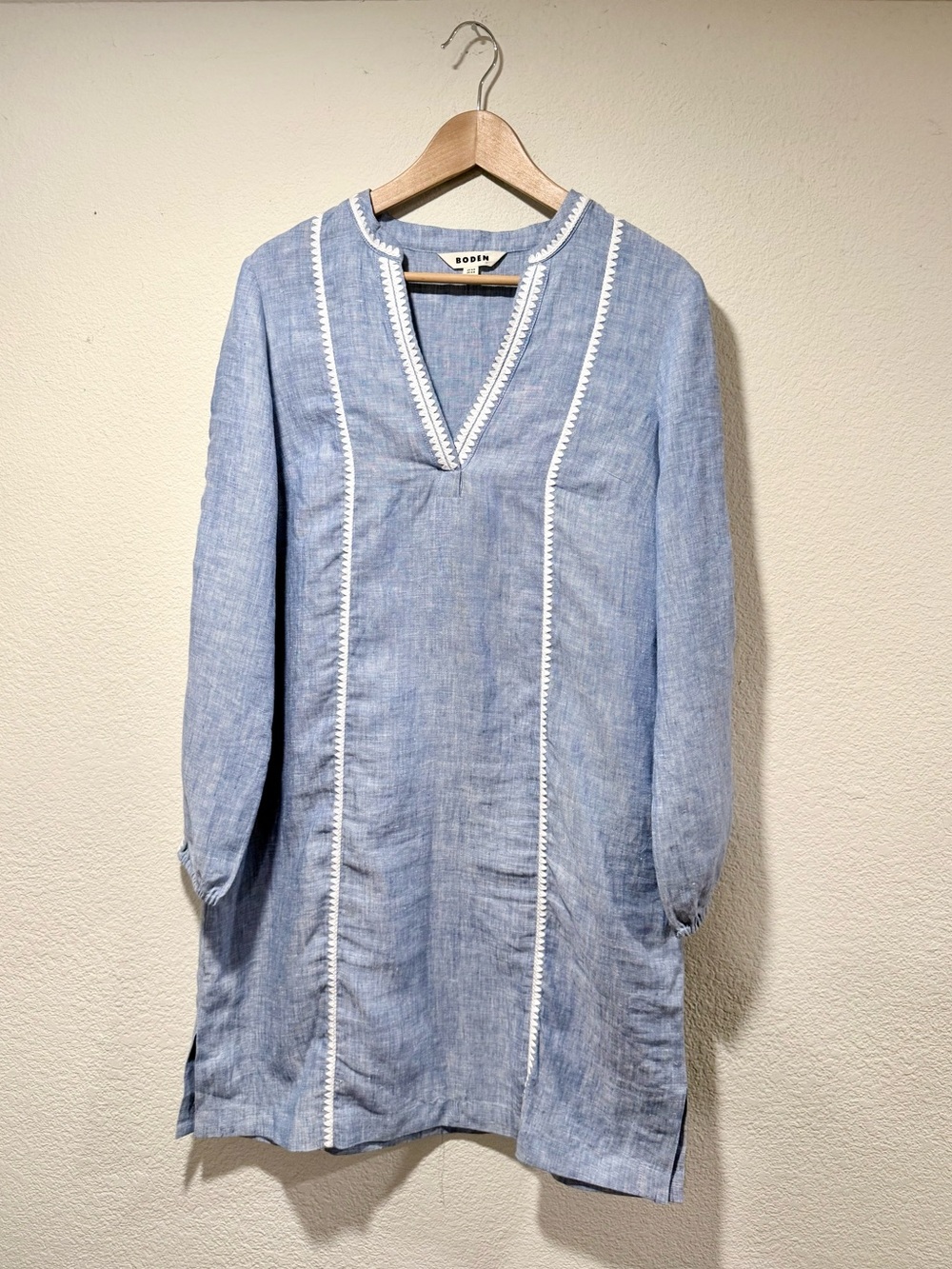 BODEN Cleo Linen Light Blue Tunic with White Trim